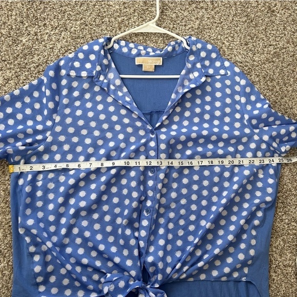 🦋 Michael Michael Kors Blue White Polka Dot Button Down Tie Blouse Casual - Picture 6 of 6